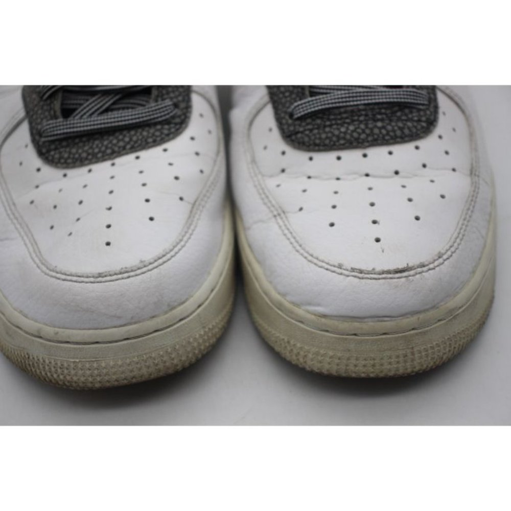 Nike Air Force 1 '07 LV8 Men's Size 10.5 White Grey Sneakers CK4363-100 Suede - Picture 10 of 10